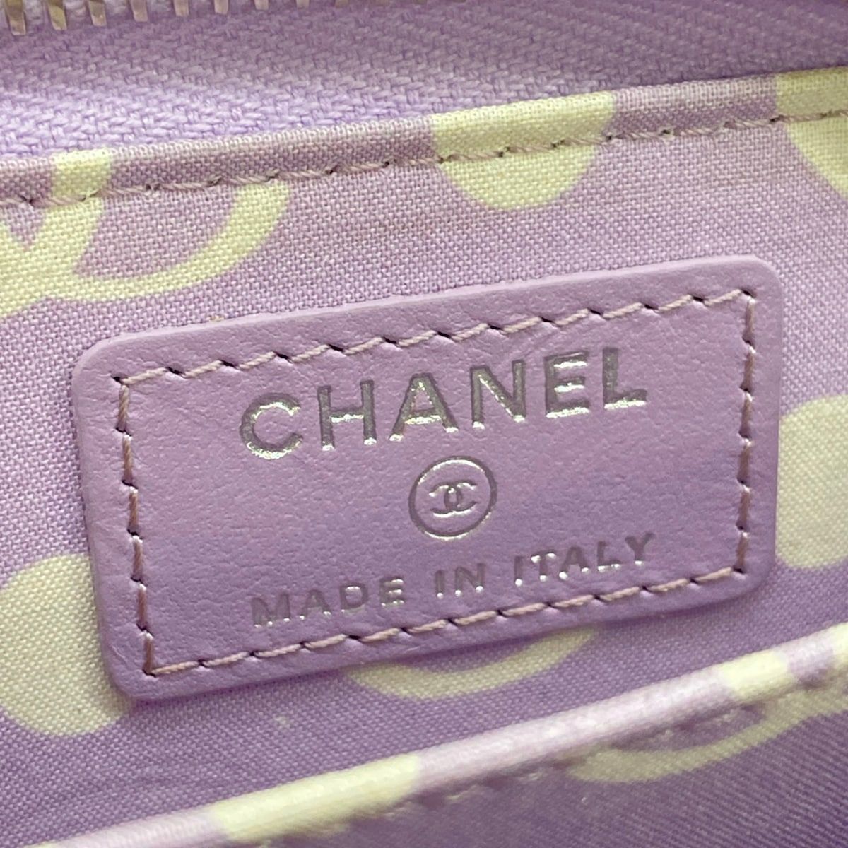Chanel Coin Case Quilted Light Purple Silver Zip Around — view 4