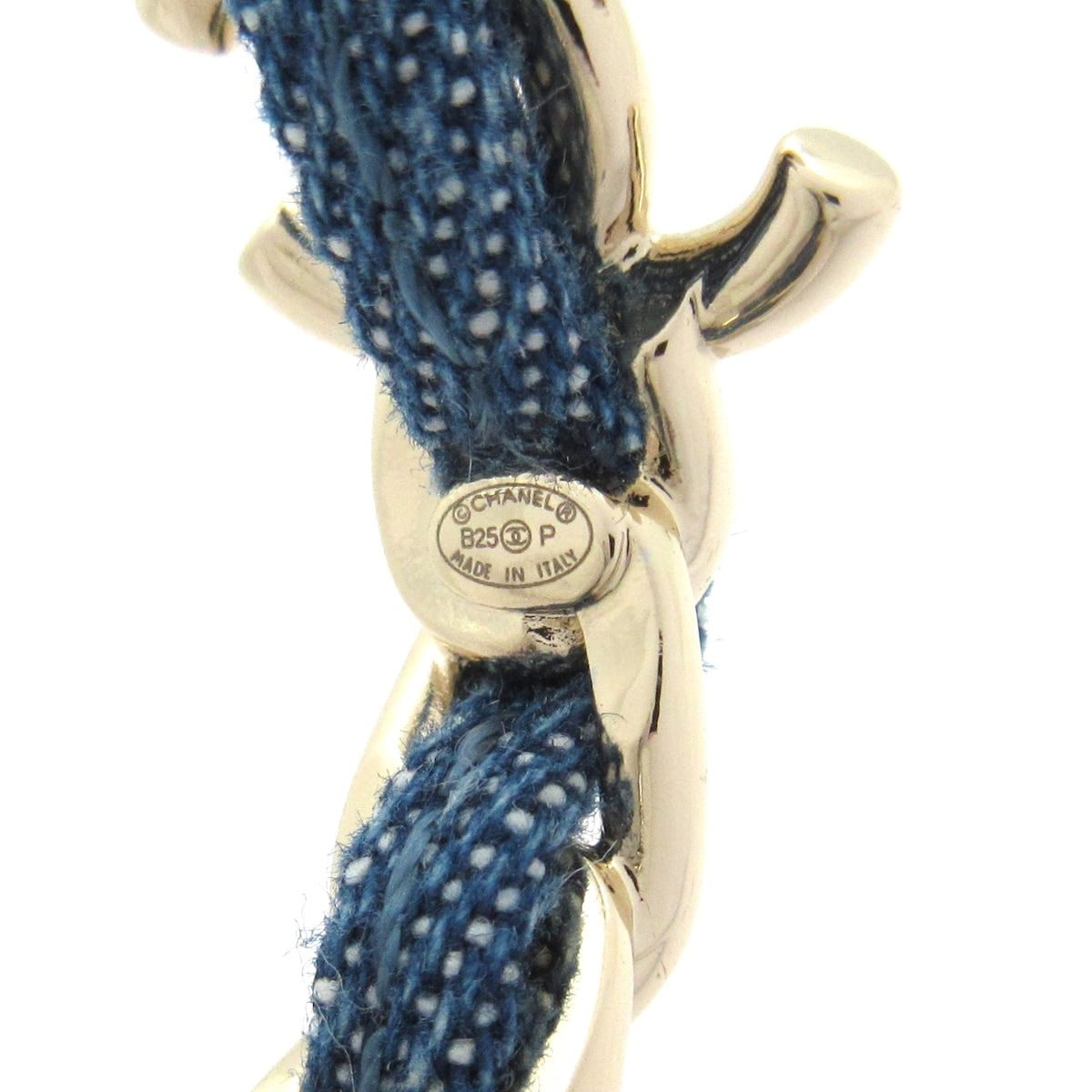 Chanel Earrings CC Logo Gold Navy — view 5
