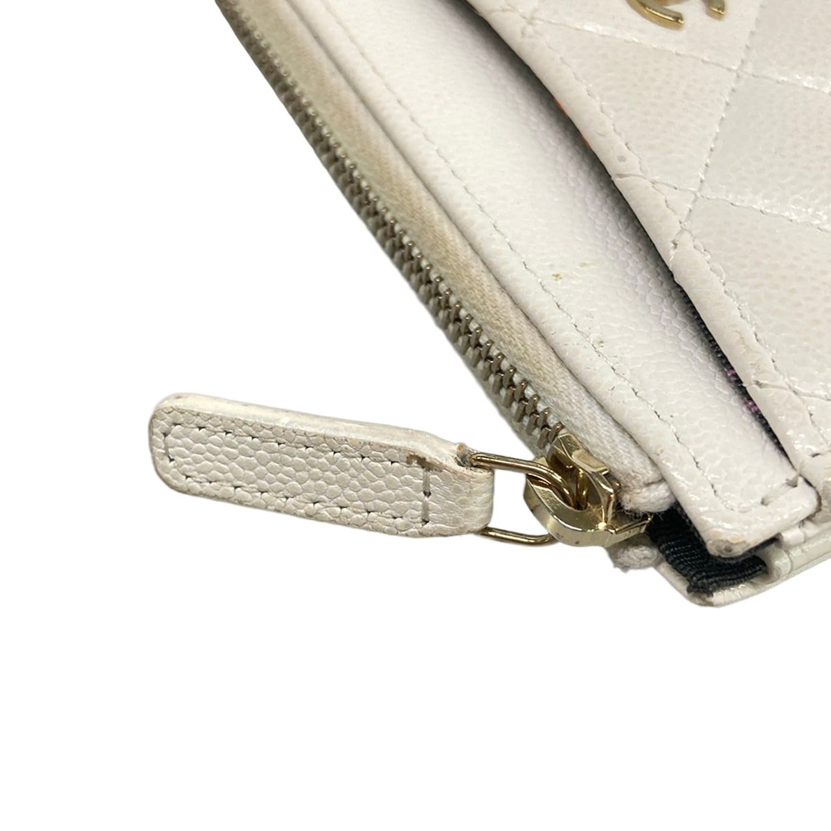 Chanel Coin Case Classic Zip Card Quilted White L-shaped Zipper with Gold CC — view 9