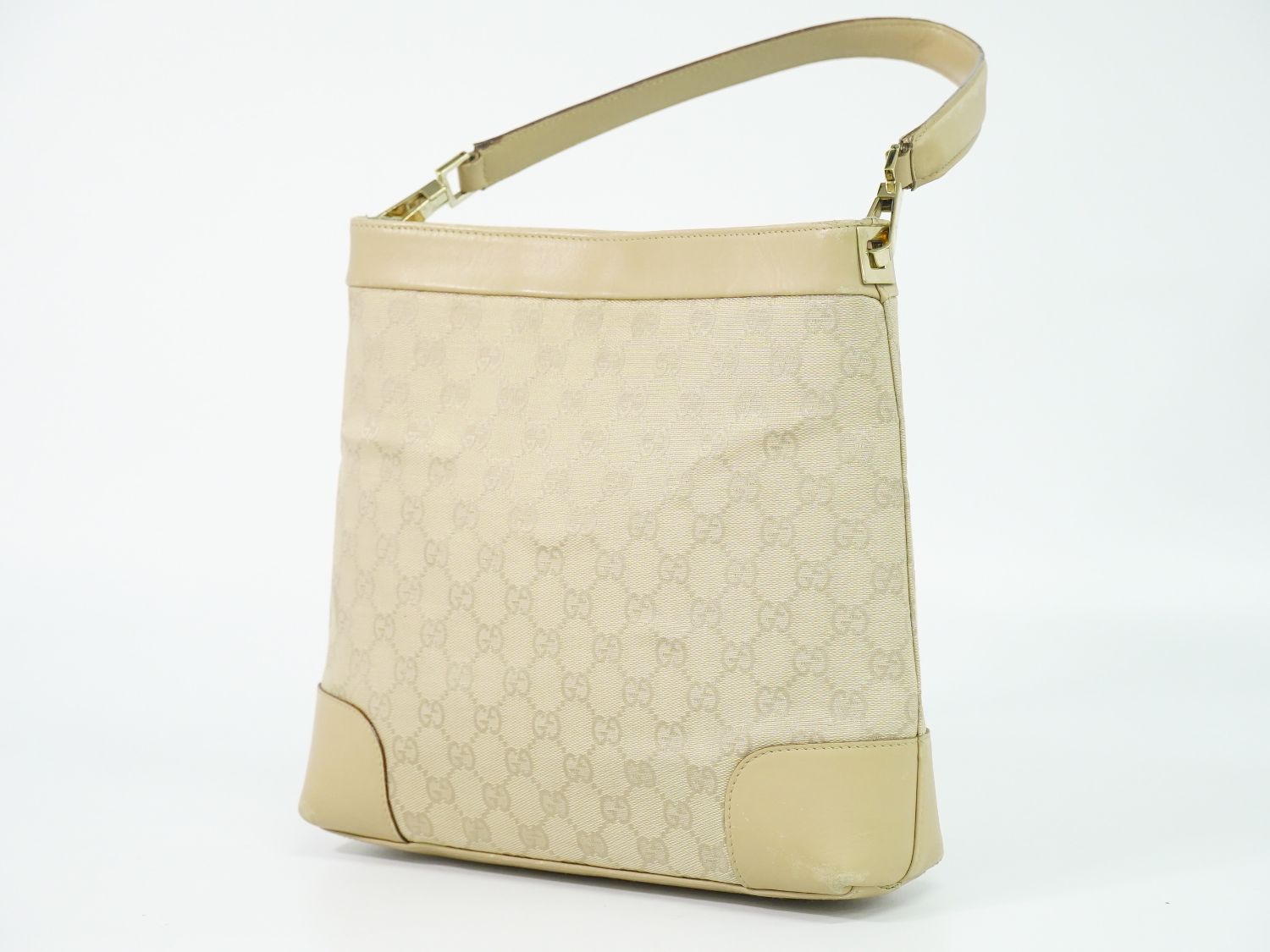 Gucci GG Canvas Shoulder Bag Beige — view 2
