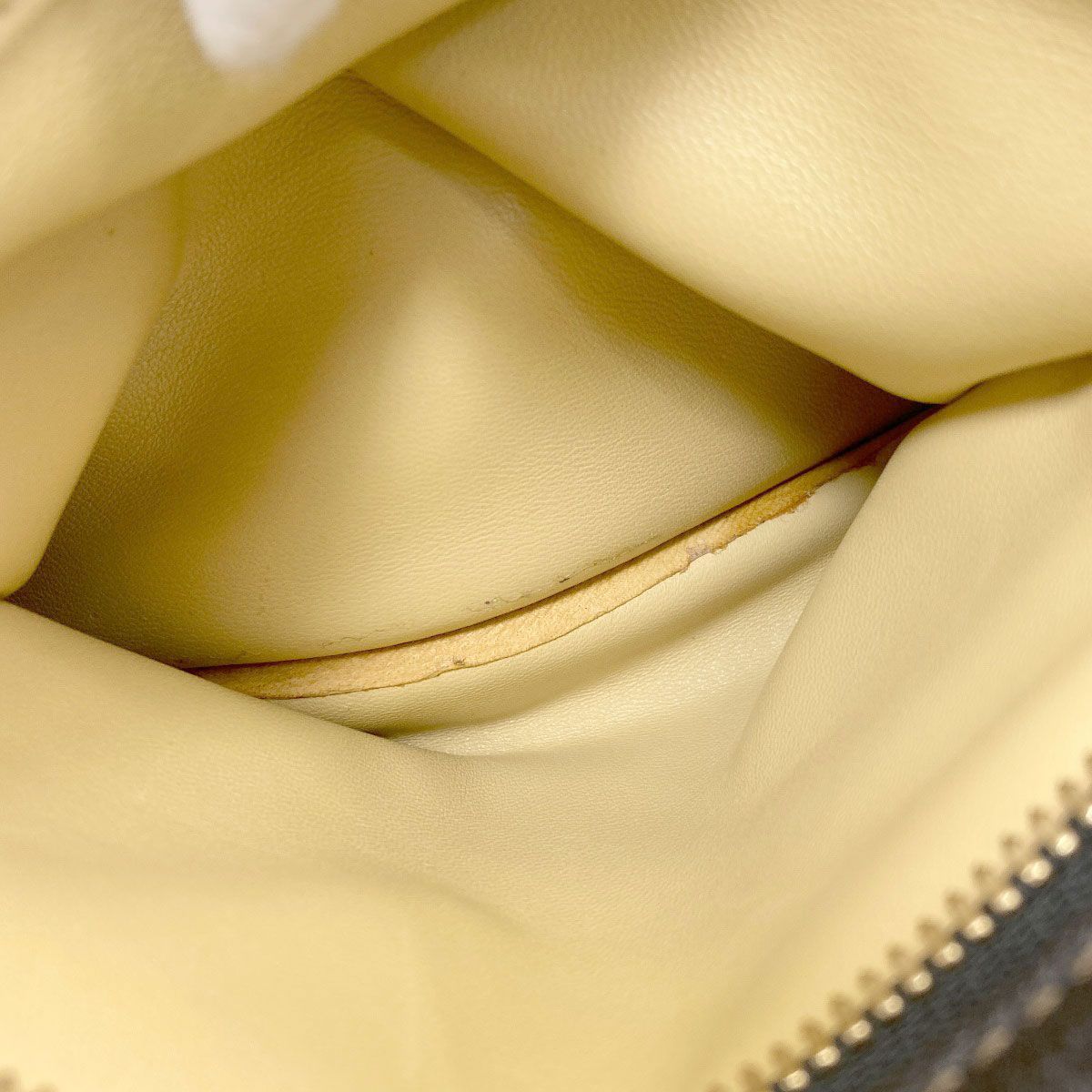 Loewe Amazona Handbag Lambskin — view 8