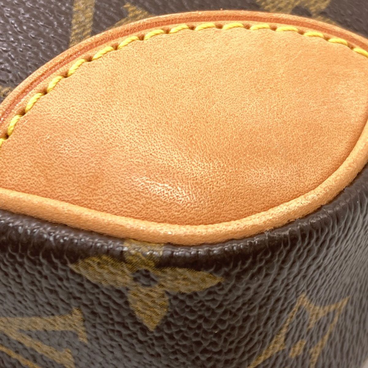 Louis Vuitton Danube Shoulder Bag Monogram Canvas — view 9