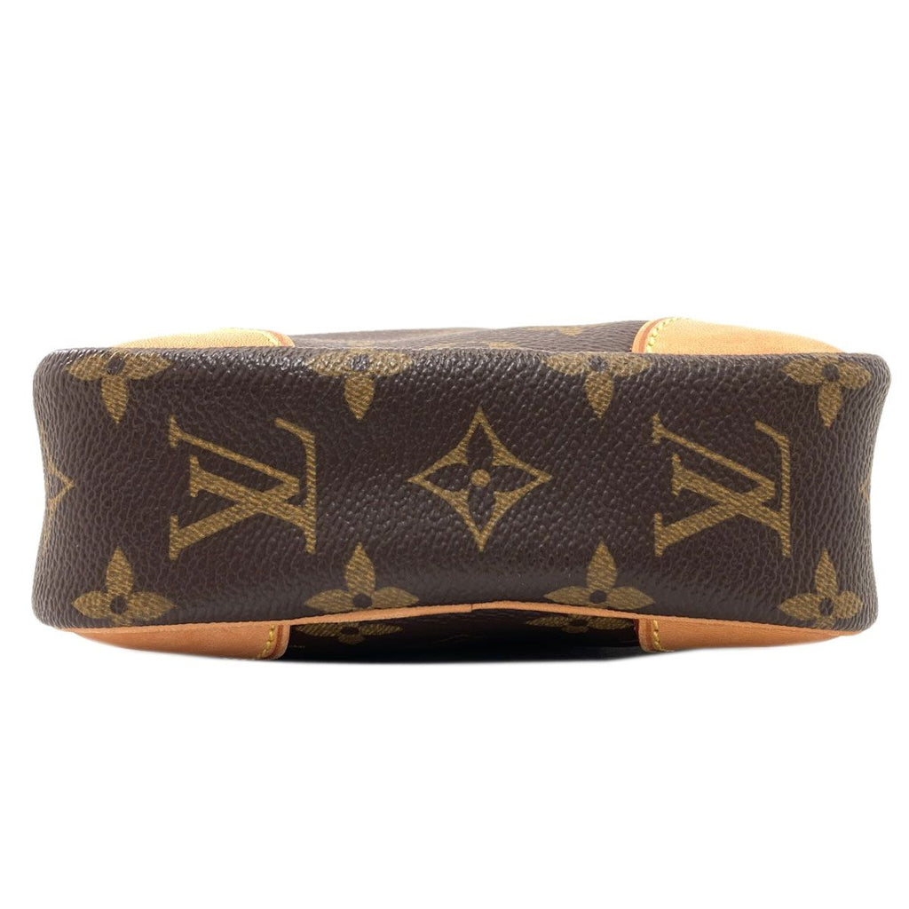 Louis Vuitton Danube Shoulder Bag Monogram Canvas — view 4
