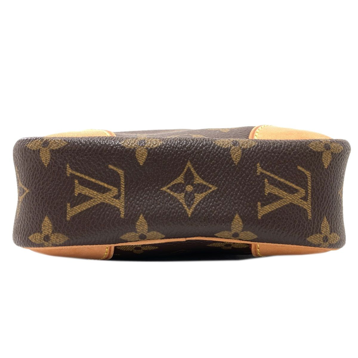 Louis Vuitton Danube Shoulder Bag Monogram Canvas — view 4