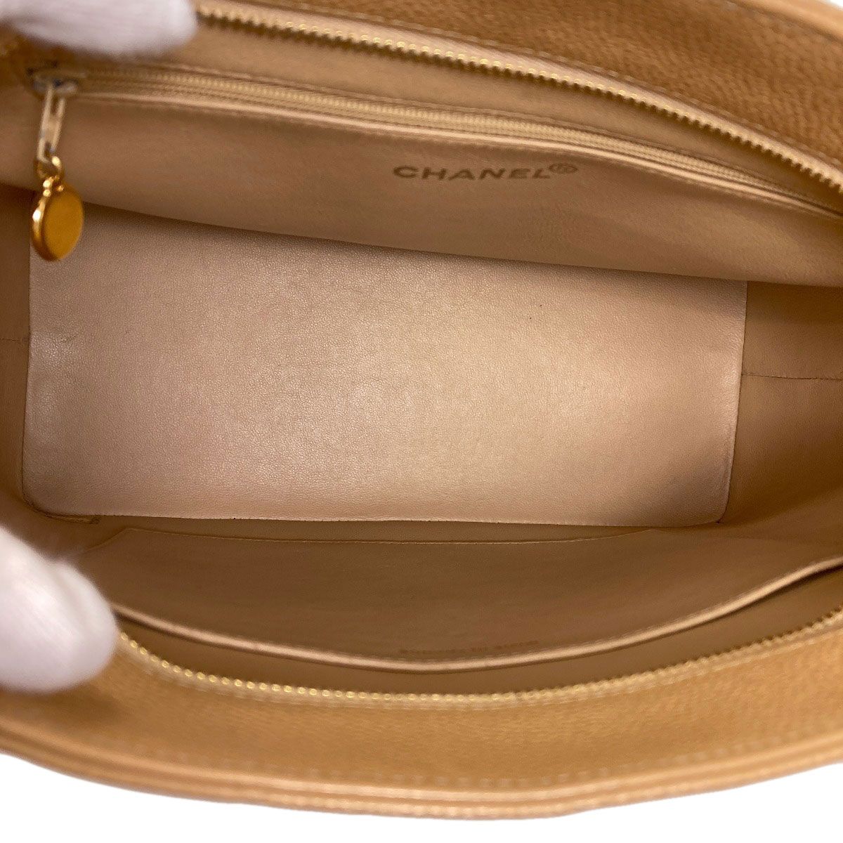 Chanel Reissue Tote Gold Grained Calfskin — view 5