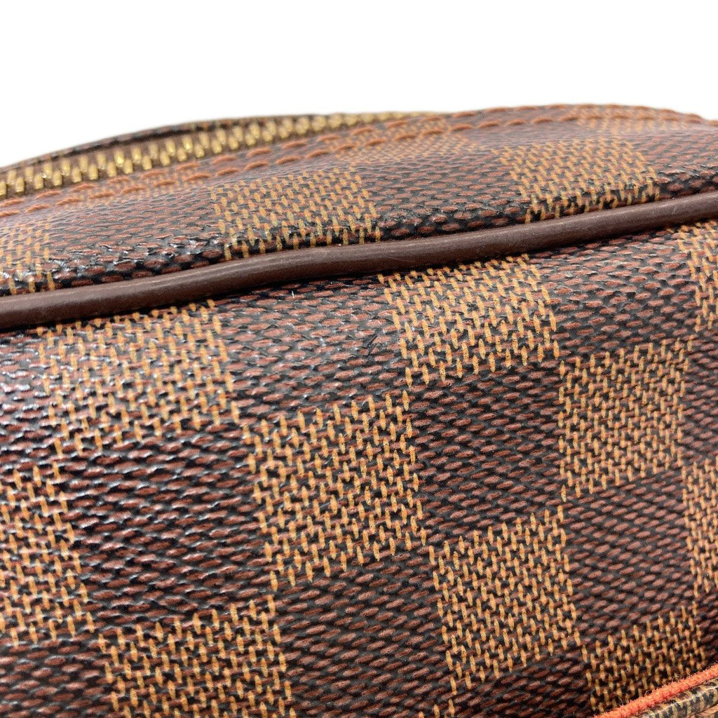 Louis Vuitton Olaf PM Shoulder Bag Damier Canvas — view 9