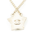 Chanel CC Round Pendant Gold Plated — view 4