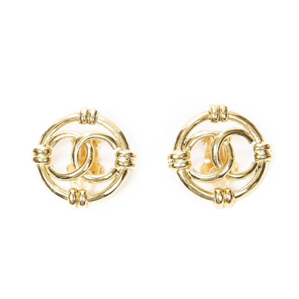Chanel CC Logo Round Clip Type Earrings Gold Plated
