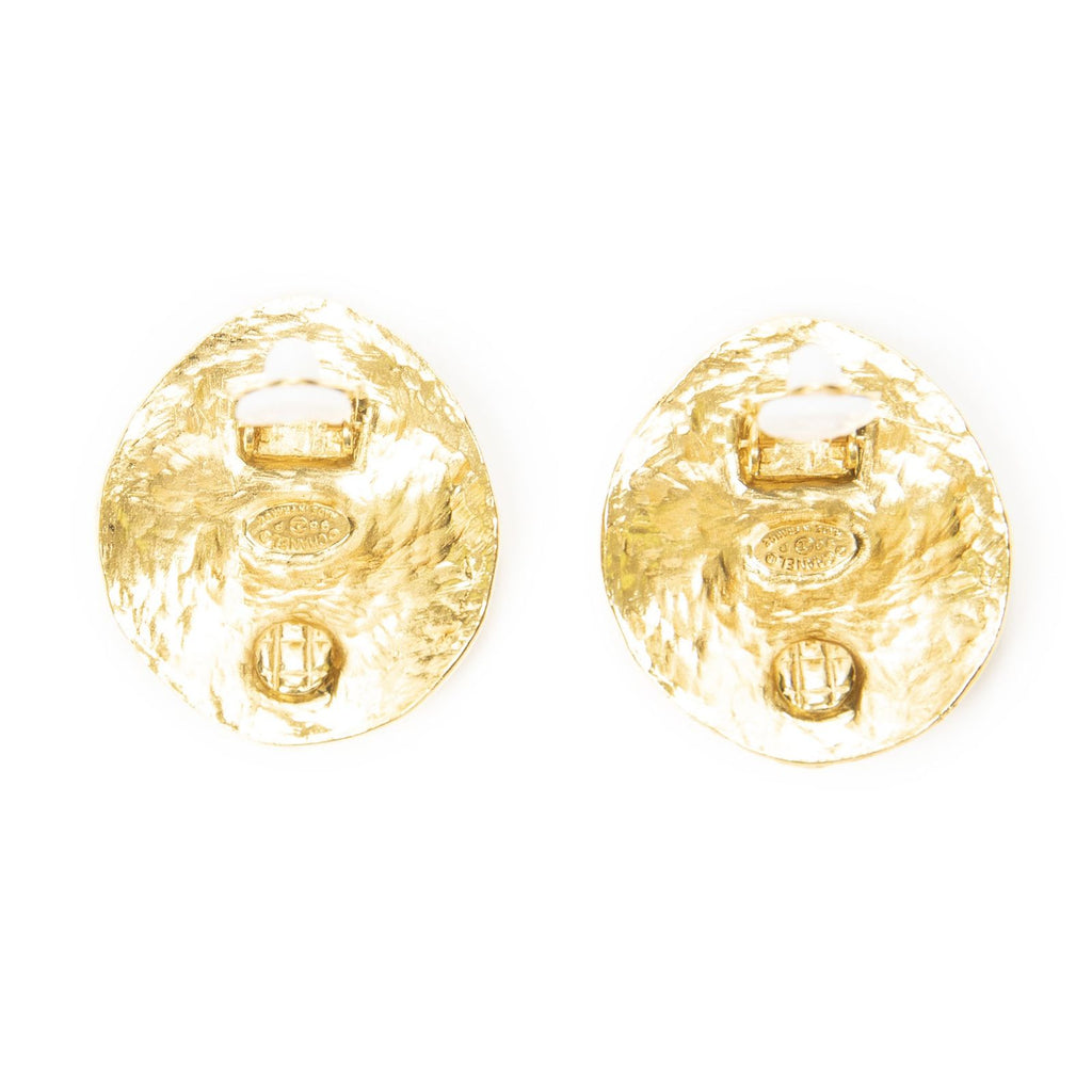 Chanel CC Oval Clip on Earrings Gold Plated — view 3