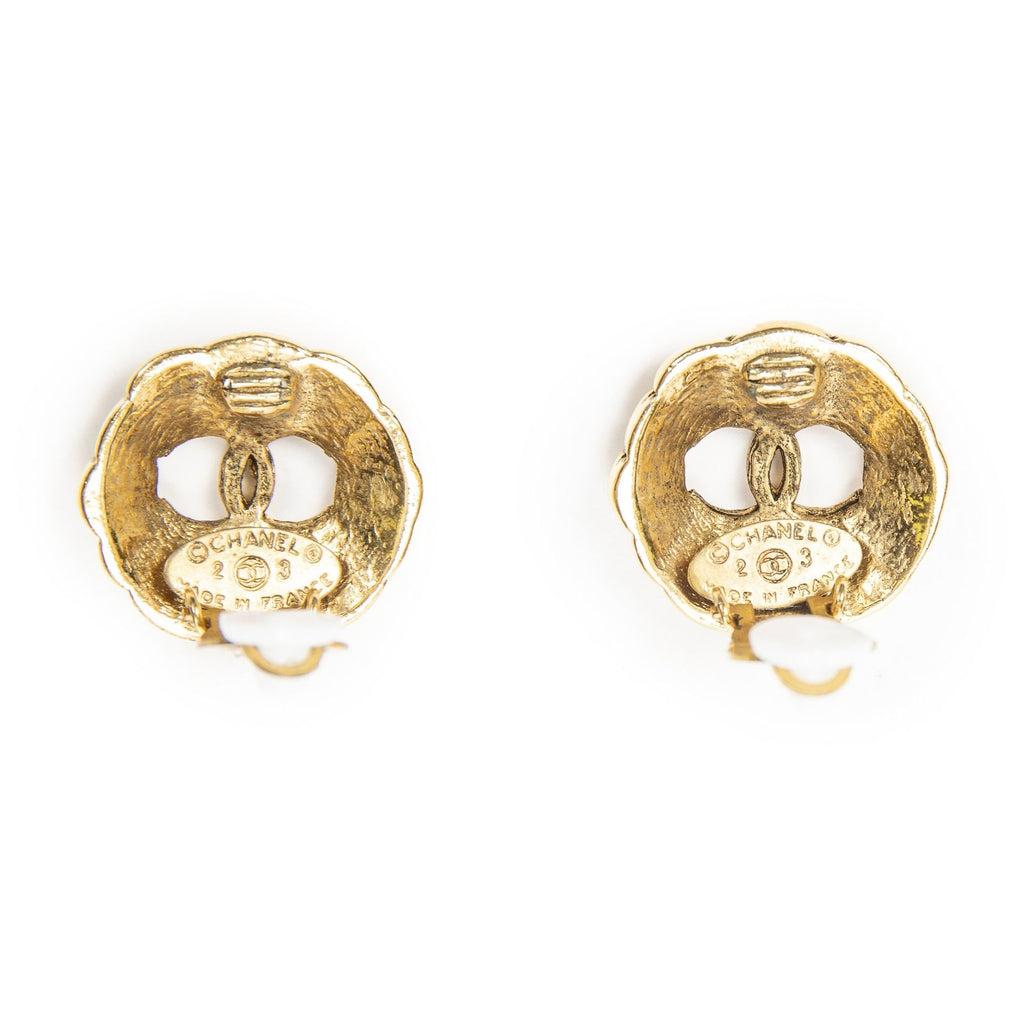 Chanel CC Logo Round Clip Type Earrings Gold Plated — view 3