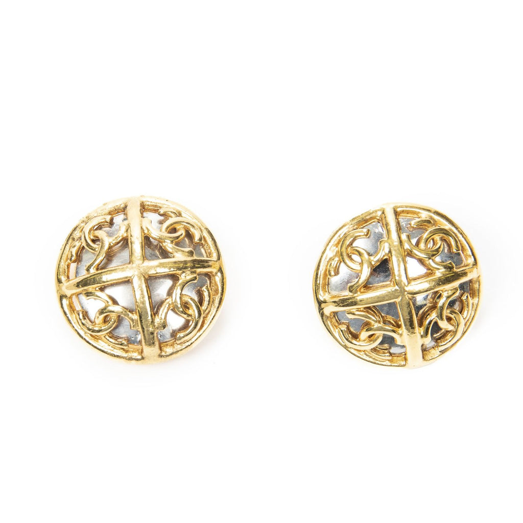 Chanel CC Logo Round Clip Type Earrings Gold Plated