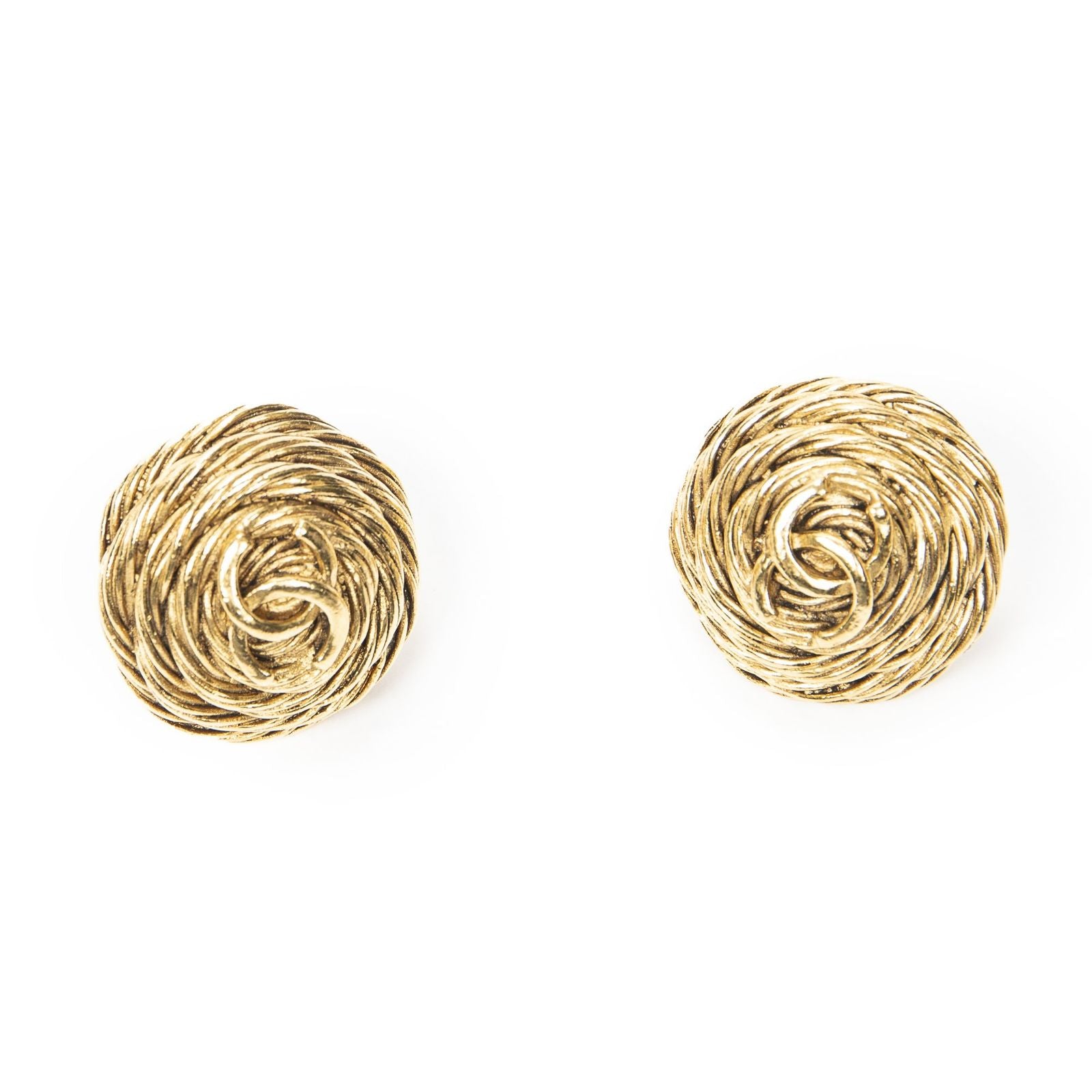 Chanel CC Logo Round Clip Type Earrings Gold Plated