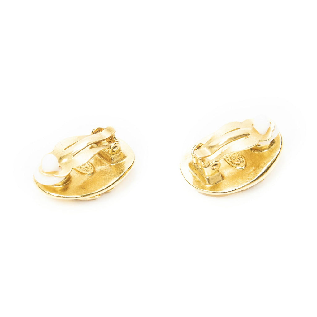 Chanel CC Oval Clip on Earrings Gold Plated — view 2
