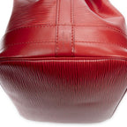 Louis Vuitton Noe Red — view 8