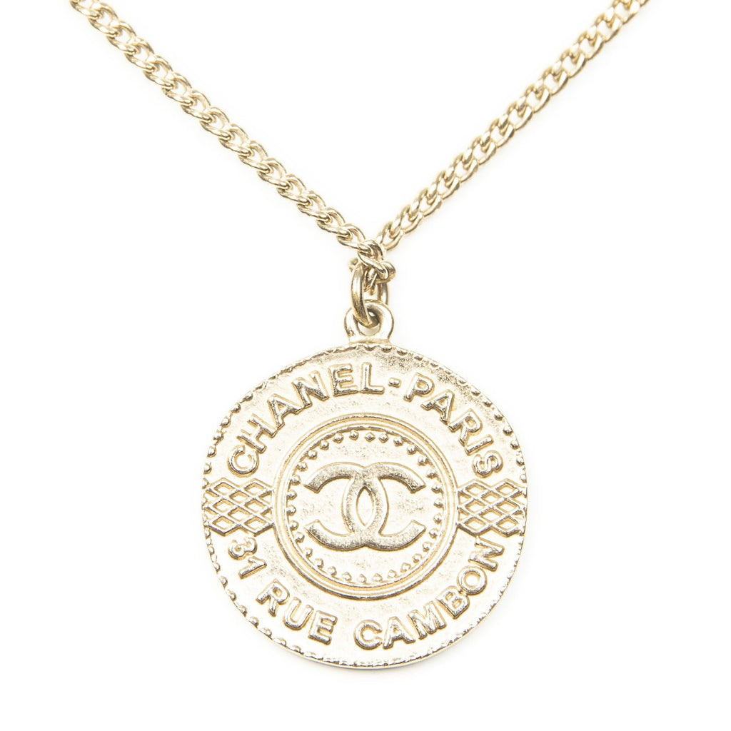 Chanel CC Logo Pendant Chain Necklace Gold Plated — view 4