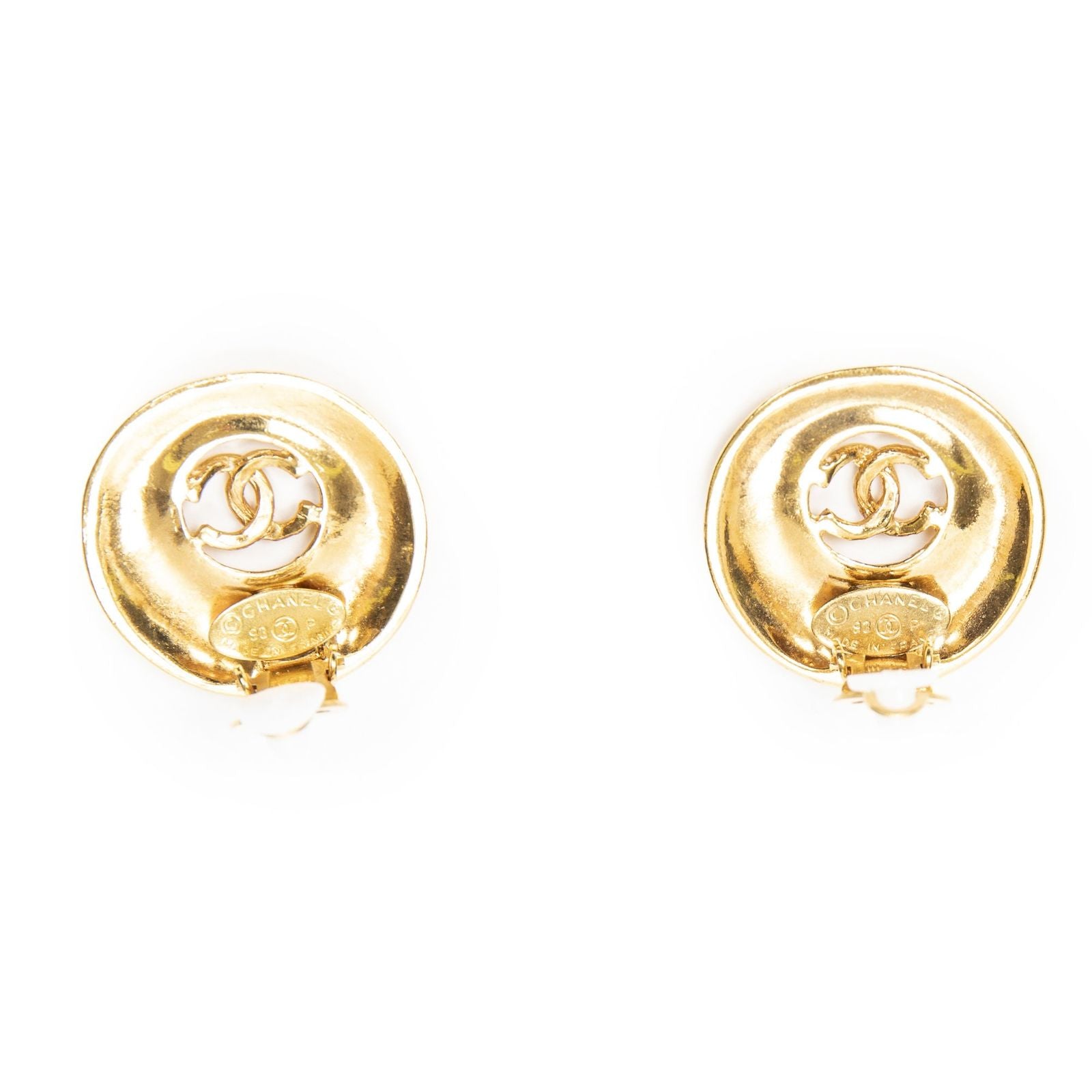 Chanel CC Logo Round Clip Type Earrings Gold Plated — view 3
