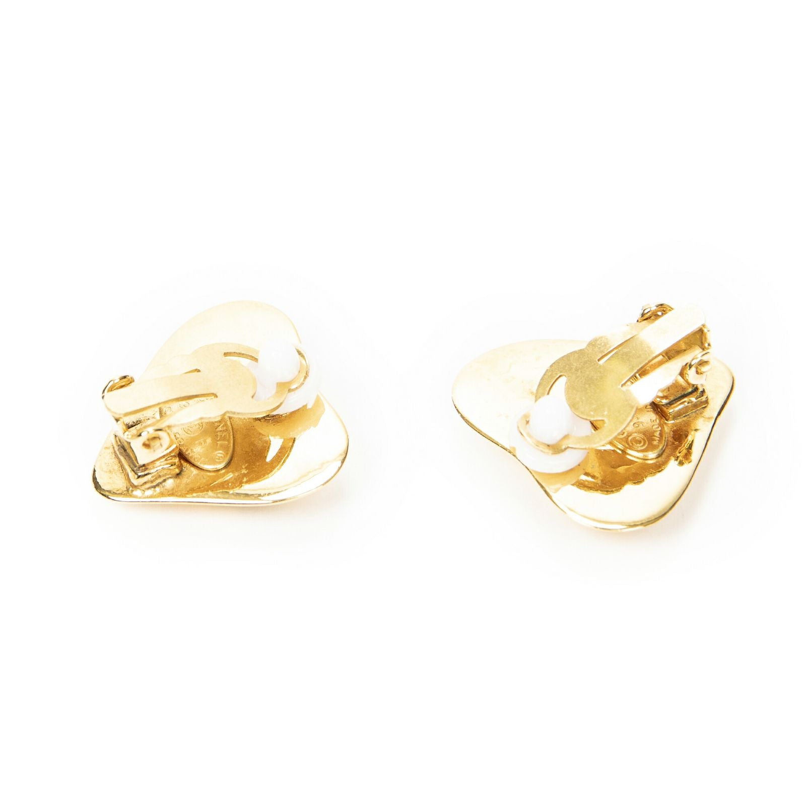 Chanel CC Logo Heart Clip Type Necklace Gold Plated — view 2