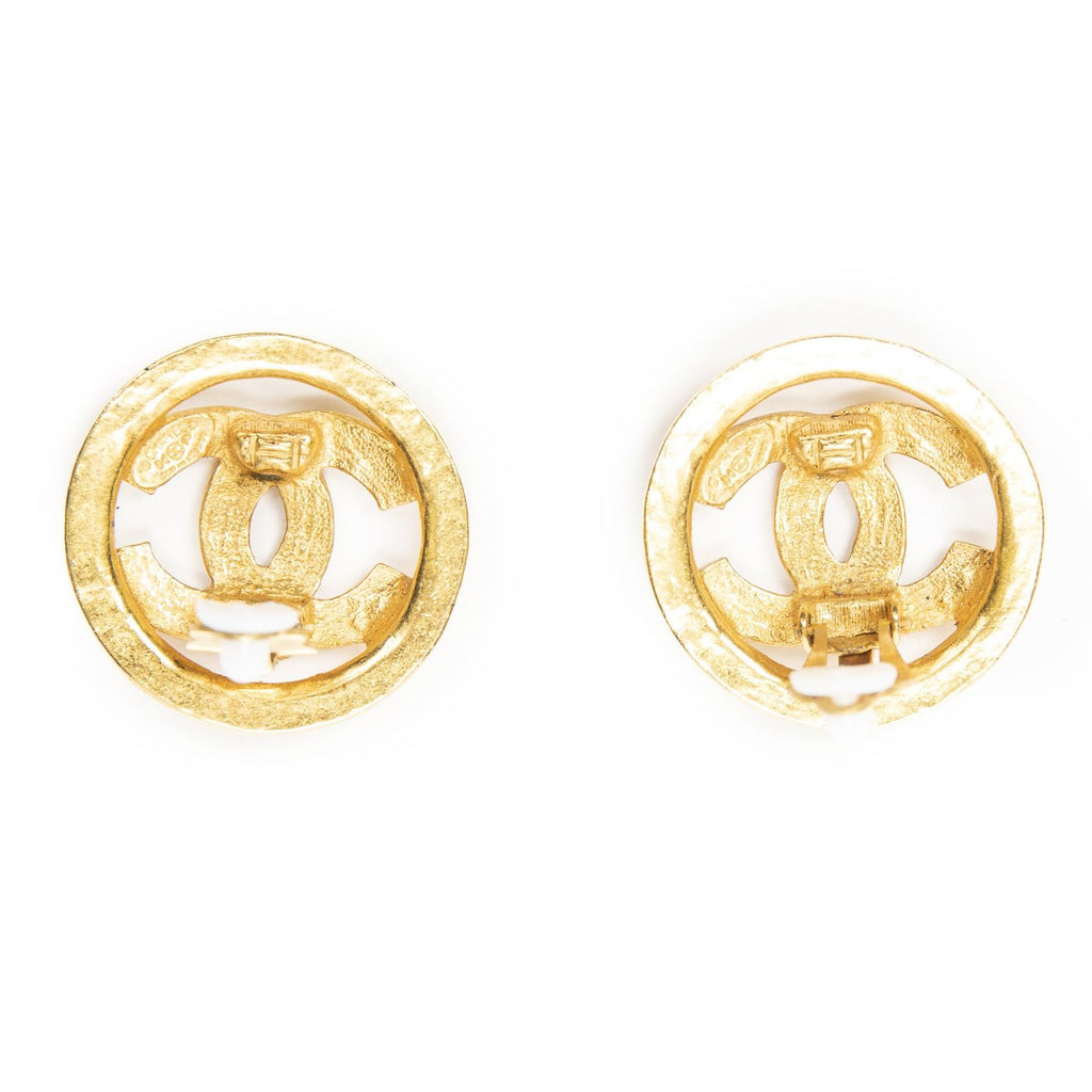 Chanel CC Logo Round Clip Type Earrings Gold Plated — view 3
