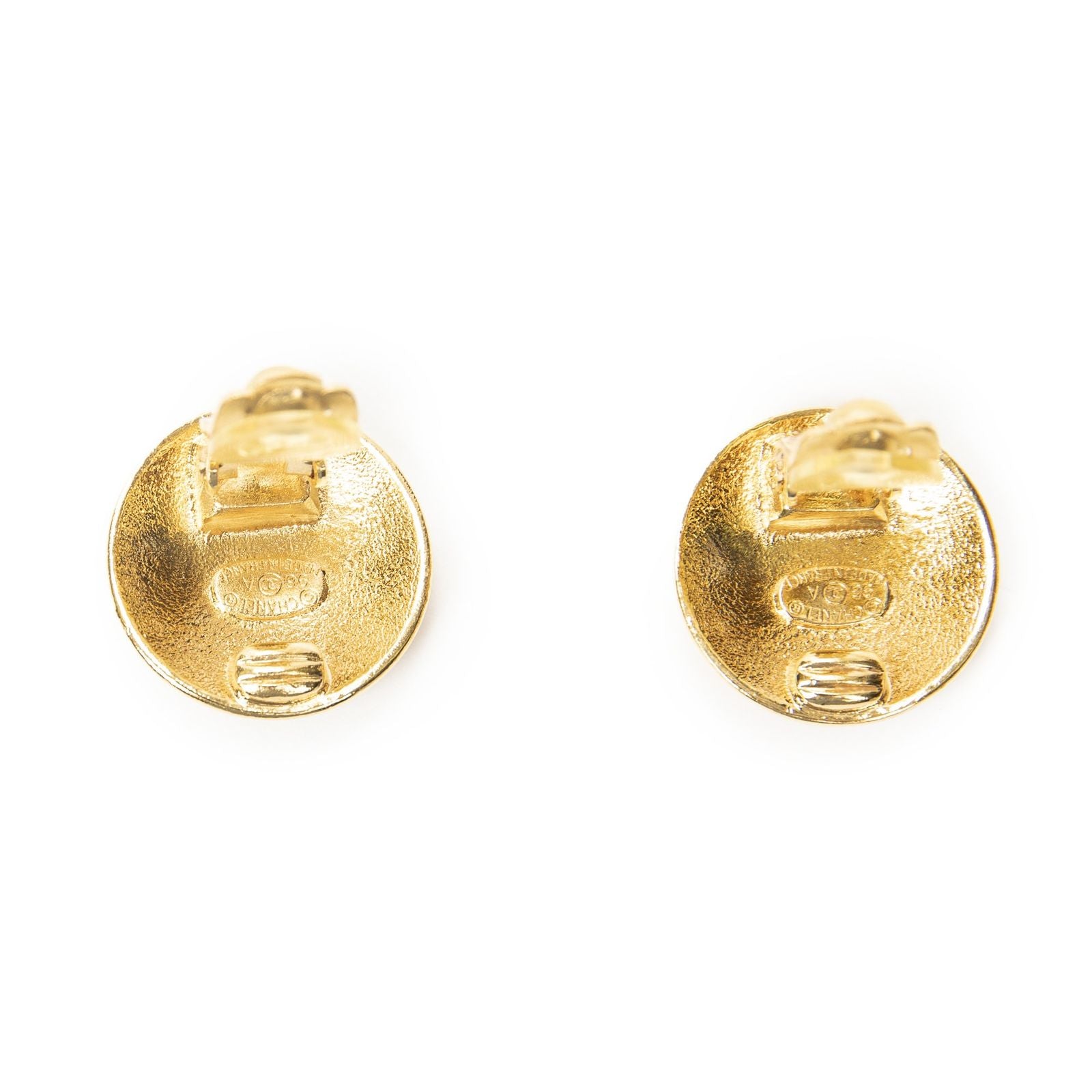 Chanel CC Logo Round Clip Type Earrings Gold Plated — view 3