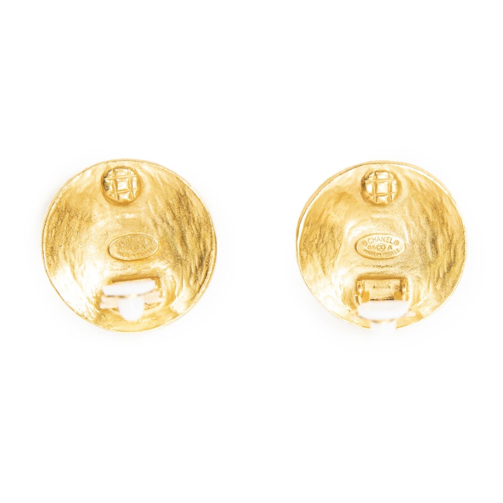 Chanel CC Logo Round Clip Type Earrings Gold Plated — view 3