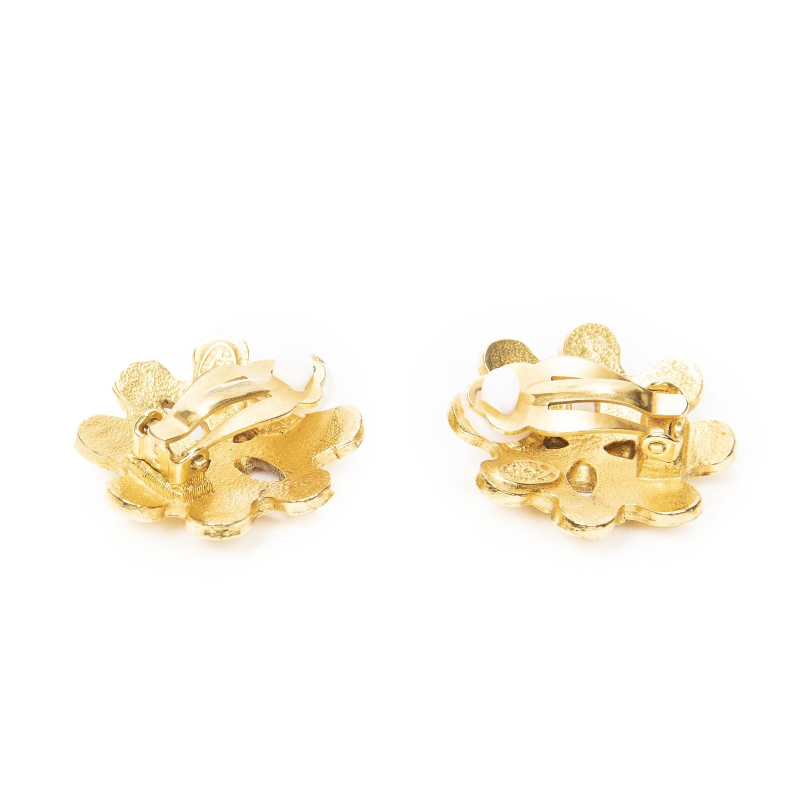 Chanel CC Logo Clip Type Earrings Gold Plated — view 2