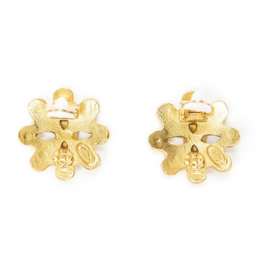 Chanel CC Logo Clip Type Earrings Gold Plated — view 3