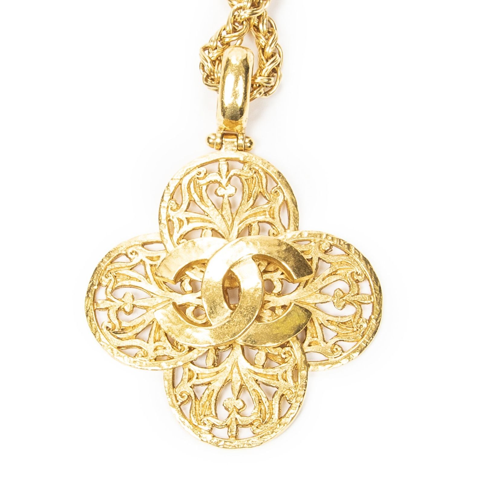 Chanel CC Logo Clover Pendant Chain Necklace Gold Plated — view 2