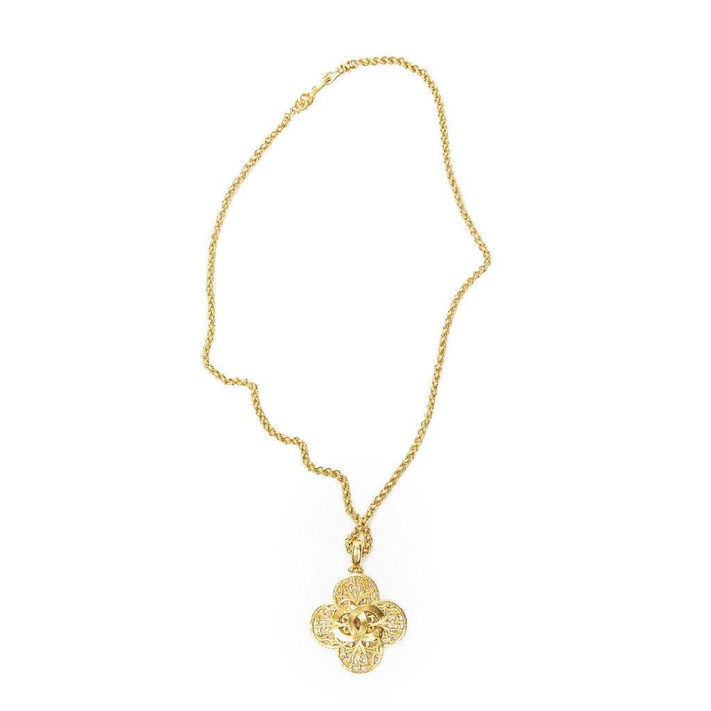 Chanel CC Logo Clover Pendant Chain Necklace Gold Plated