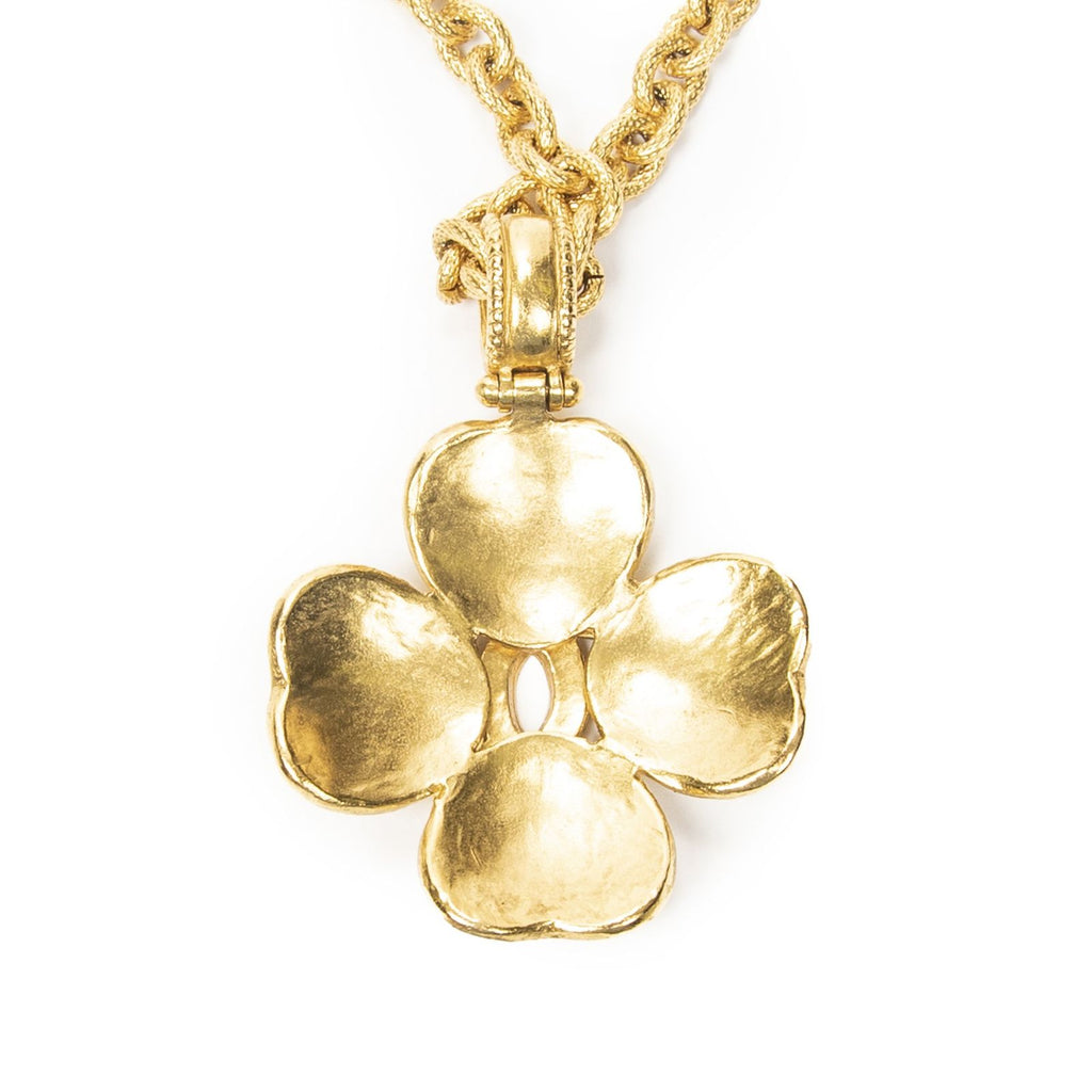 Chanel CC Logo Clover Pendant Chain Necklace Gold Plated — view 3