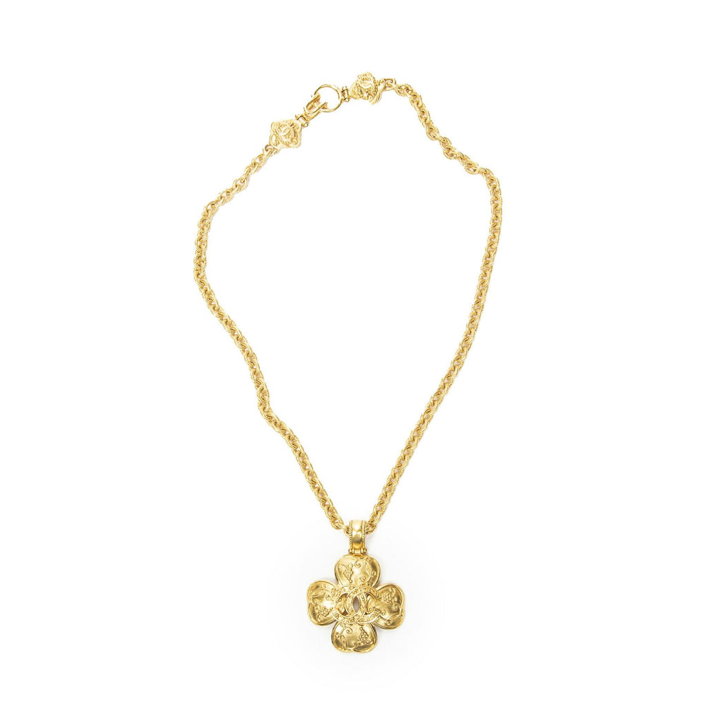 Chanel CC Logo Clover Pendant Chain Necklace Gold Plated