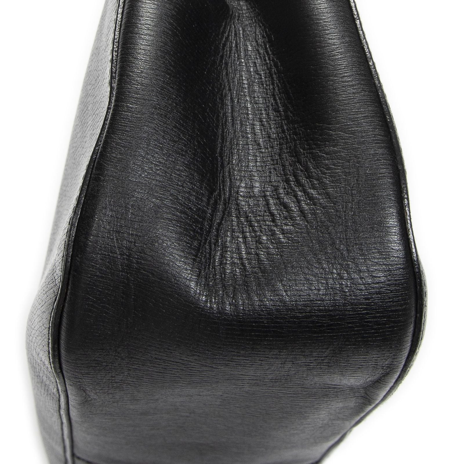 Gucci Bamboo Hobo Black Texture Leather — view 8
