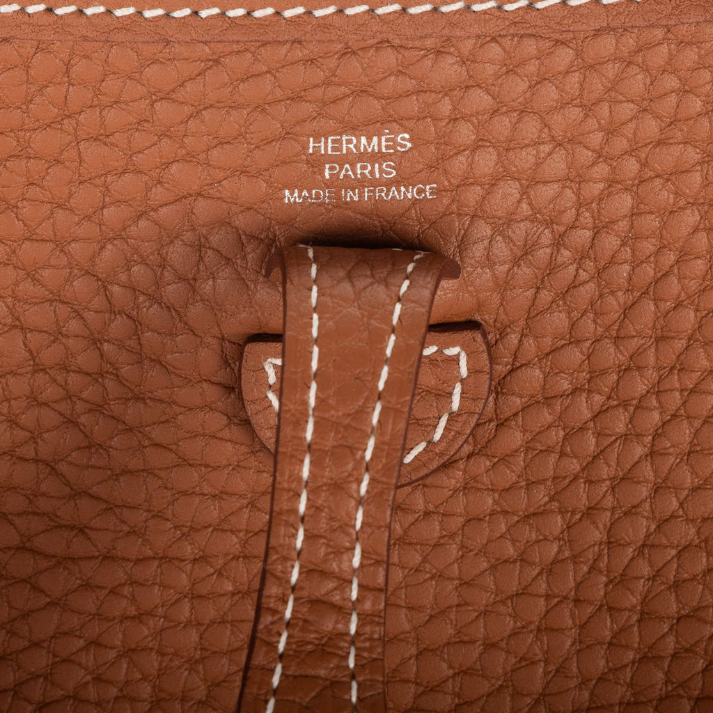 Hermes Evelyne 16 Amazone Brown Clemence Leather Handbag — view 9