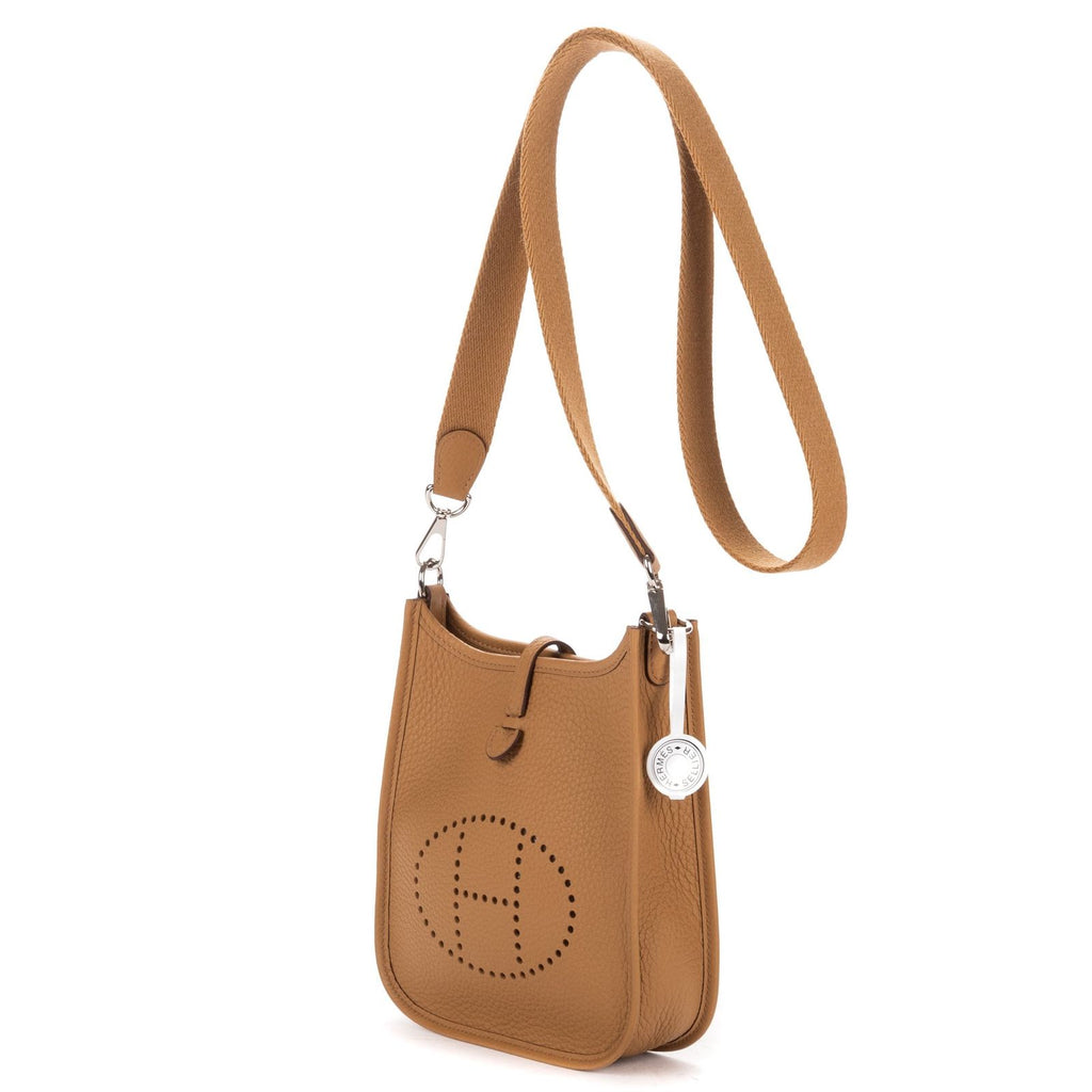 Hermes Evelyne 16 Amazonebiscuit Camel Clemence Leather Handbag — view 2