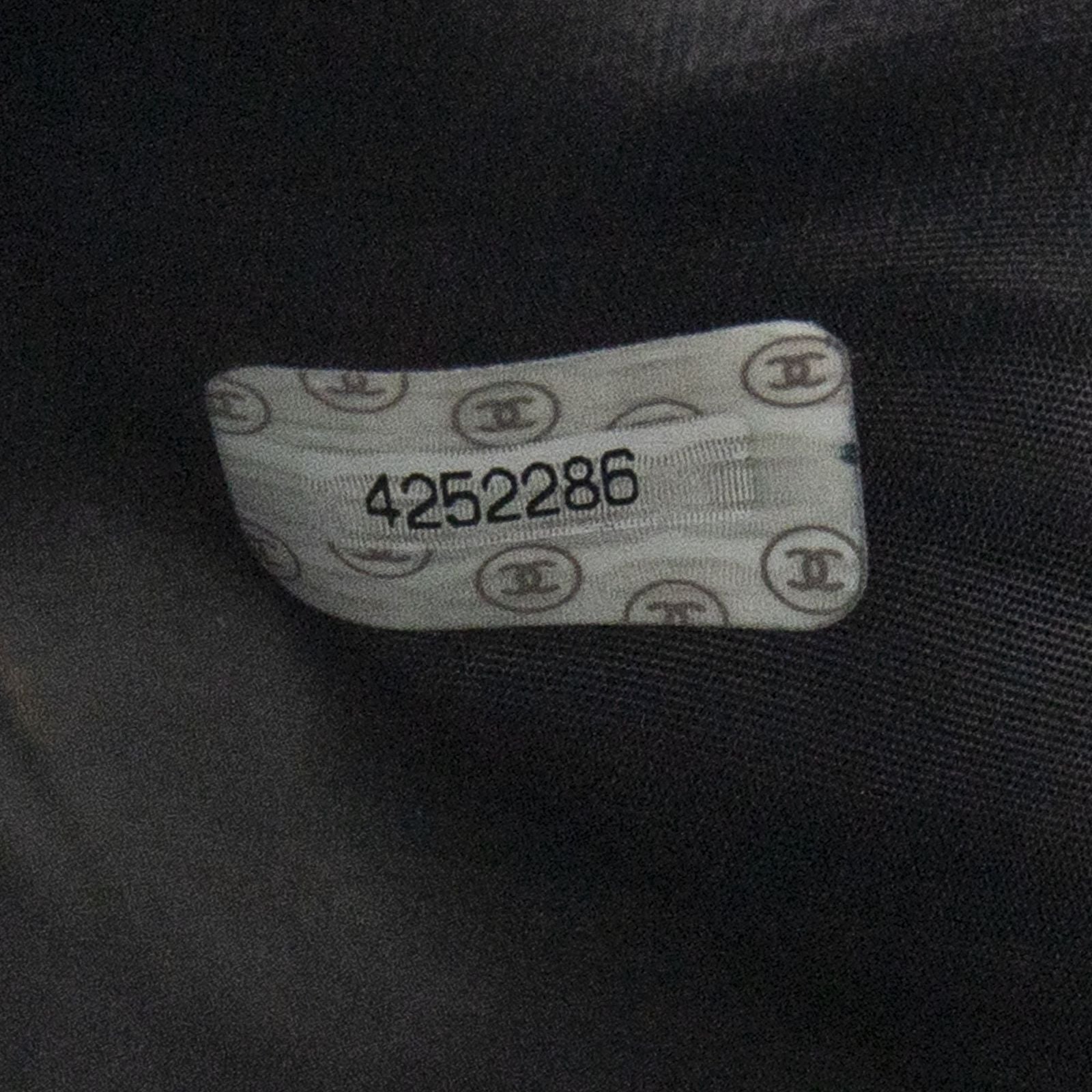 Chanel Timeless Bifold Wallet Black Caviar Leather — view 6