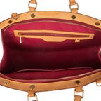 Louis Vuitton Blair Red Monogram Vernis Messenger — view 9