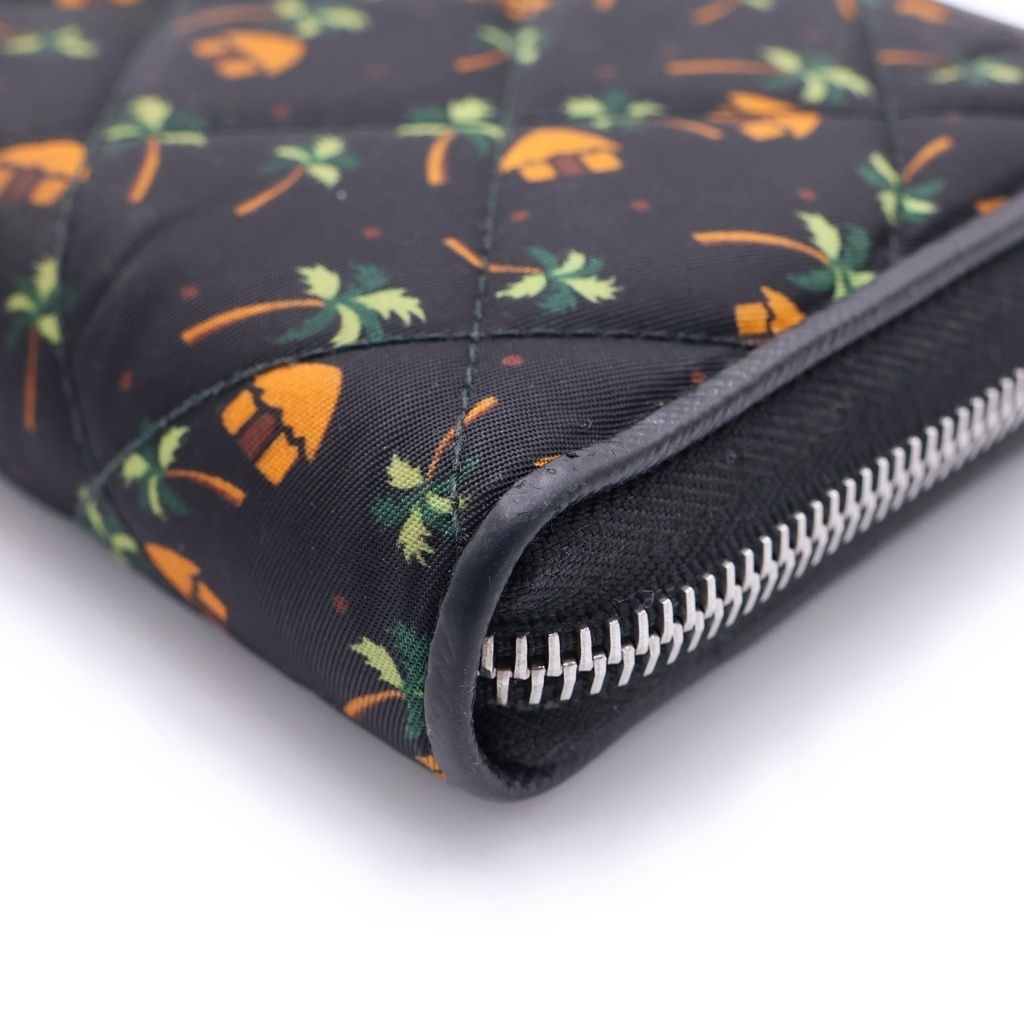 Prada Saffiano All Over Tropical Pattern Quilted Ground Round Zip Wallet Black — view 5