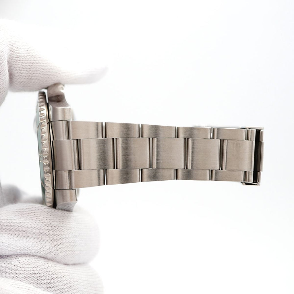 Rolex Submariner Green Dial Watch — view 6