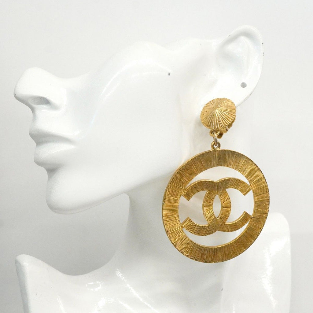 Chanel Earrings Vintage CC Logo Round — view 5