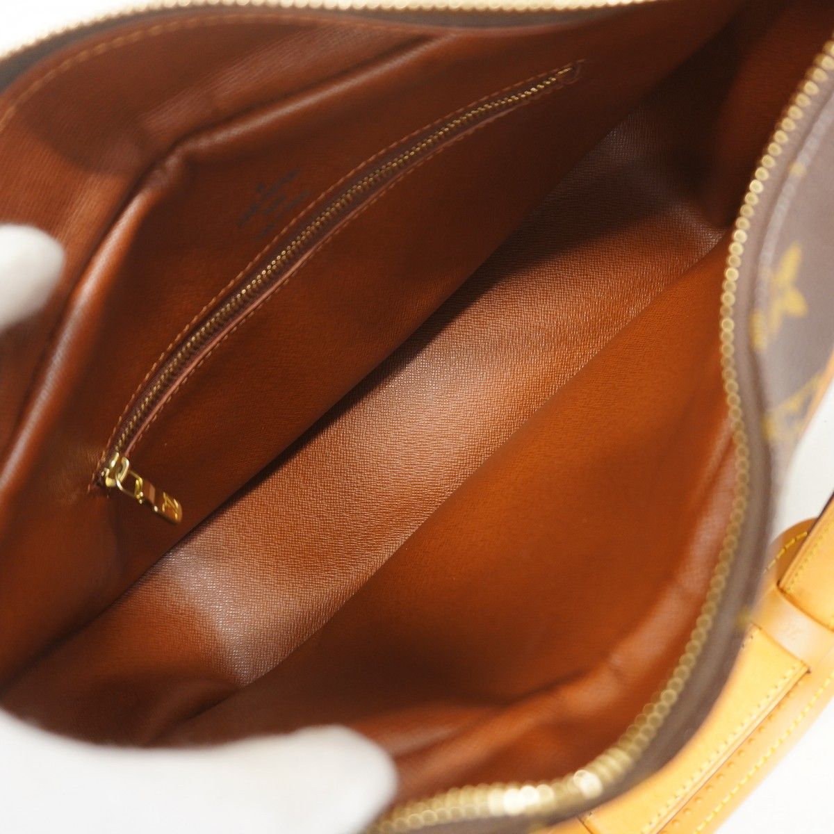 Louis Vuitton Shoulder Bag Monogram Boulogne 30 Brown — view 4
