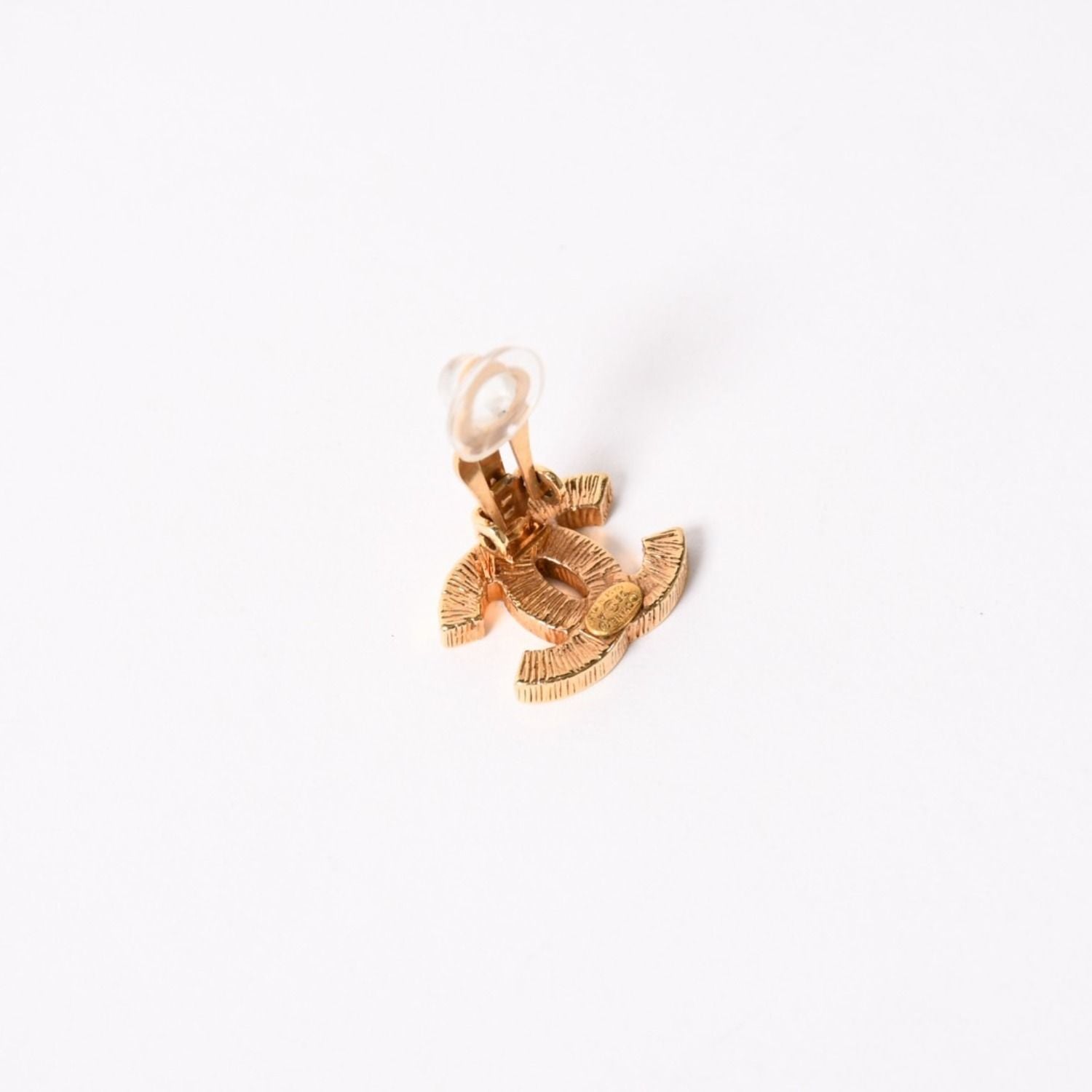 Chanel CC Logo Earrings 05 Gold Brown Metal — view 7