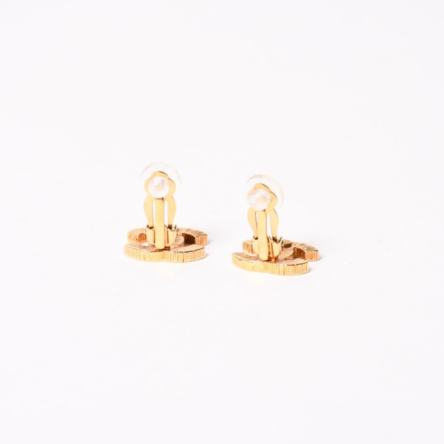 Chanel CC Logo Earrings 05 Gold Brown Metal — view 6