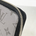 Louis Vuitton Wallet Taigarama Zippy Vertical Silver — view 6