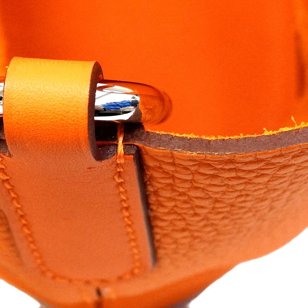 Hermes Handbag in the Loop 18 Taurillon Clemence Orange Silver — view 7