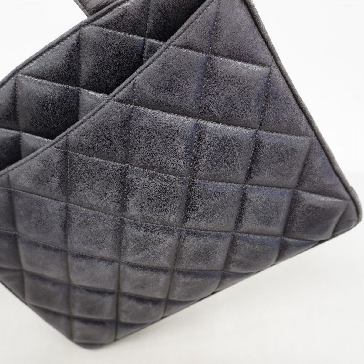 Chanel Handbag Quilted Jumbo CC Logo Lambskin Black Gold — view 9