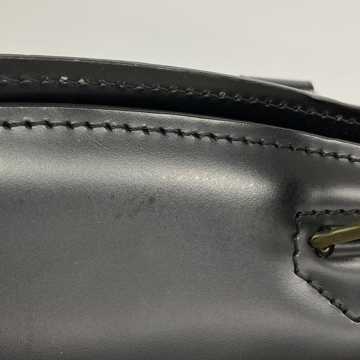 Louis Vuitton Handbag Epi Riviera Noir — view 8