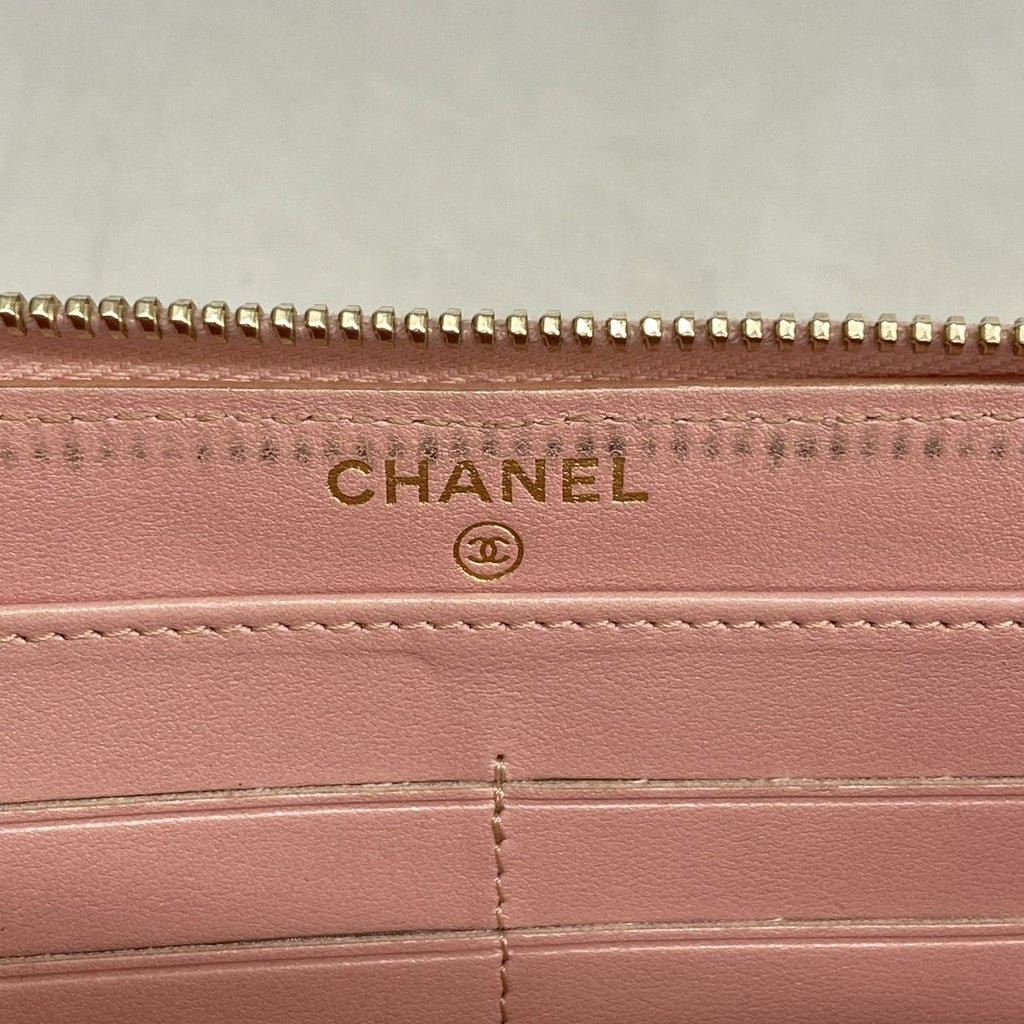 Chanel Wallet Quilted Caviar Leather Pink Champagne Gold — view 4