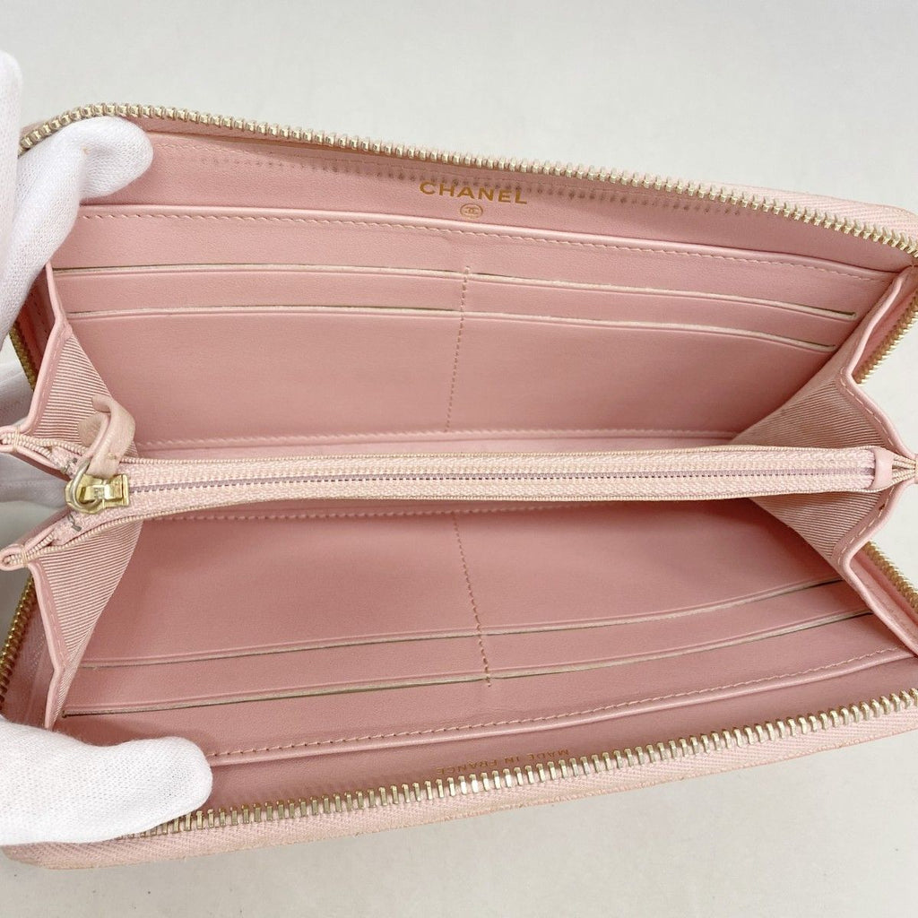 Chanel Wallet Quilted Caviar Leather Pink Champagne Gold — view 3