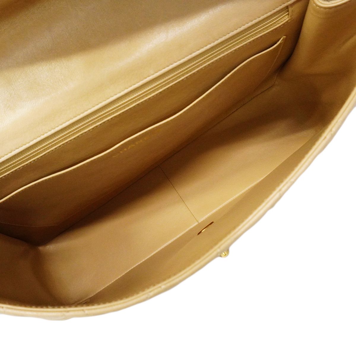 Chanel Shoulder Bag Deca Quilted Lambskin Beige Gold — view 4