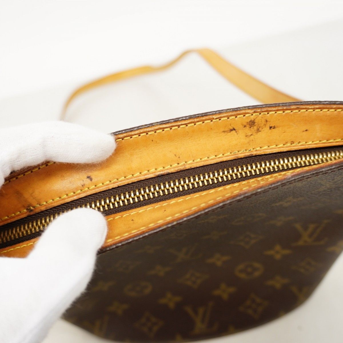 Louis Vuitton Shoulder Bag Monogram Drew Brown — view 9