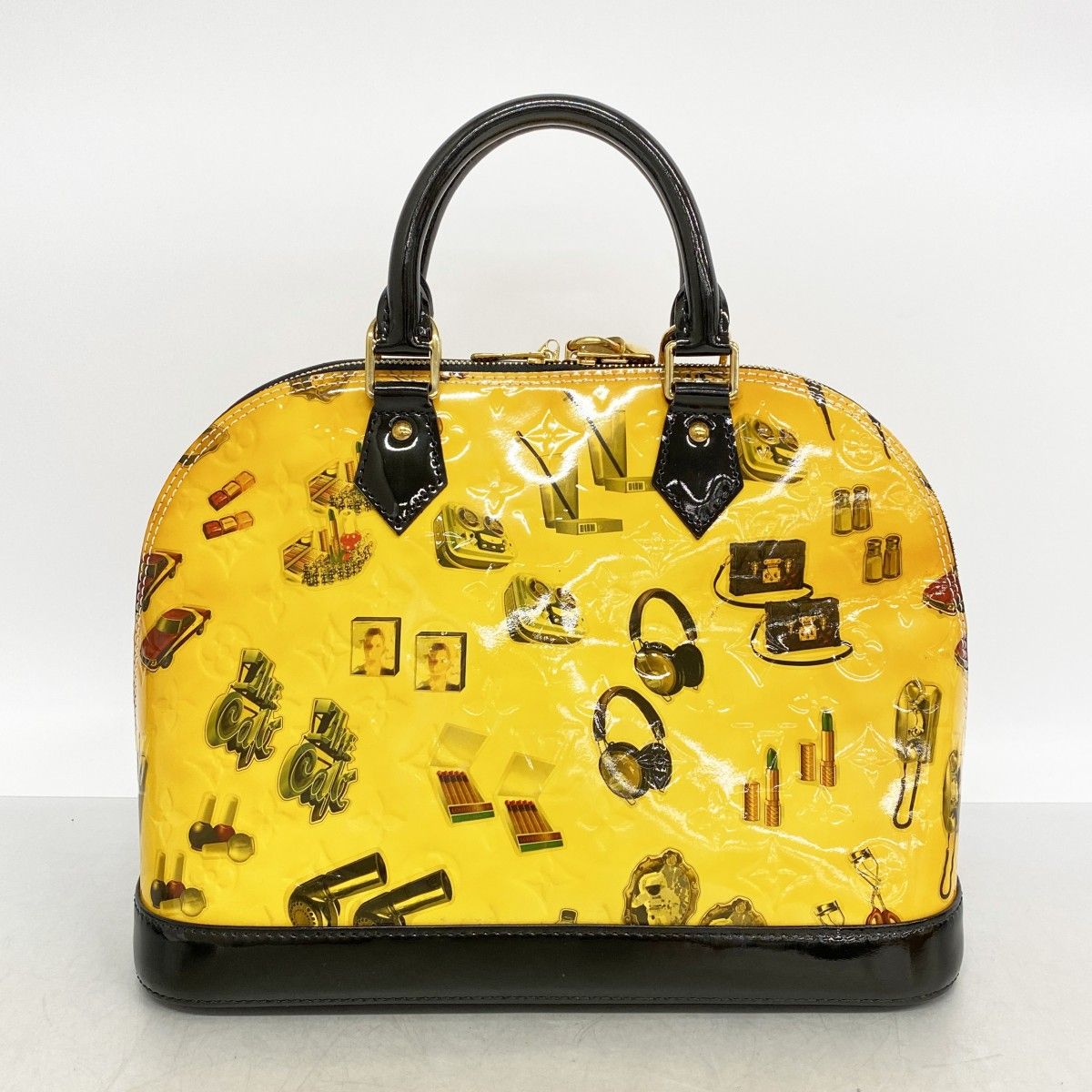 Louis Vuitton Handbag Vernis Collection Alma PM White — view 9